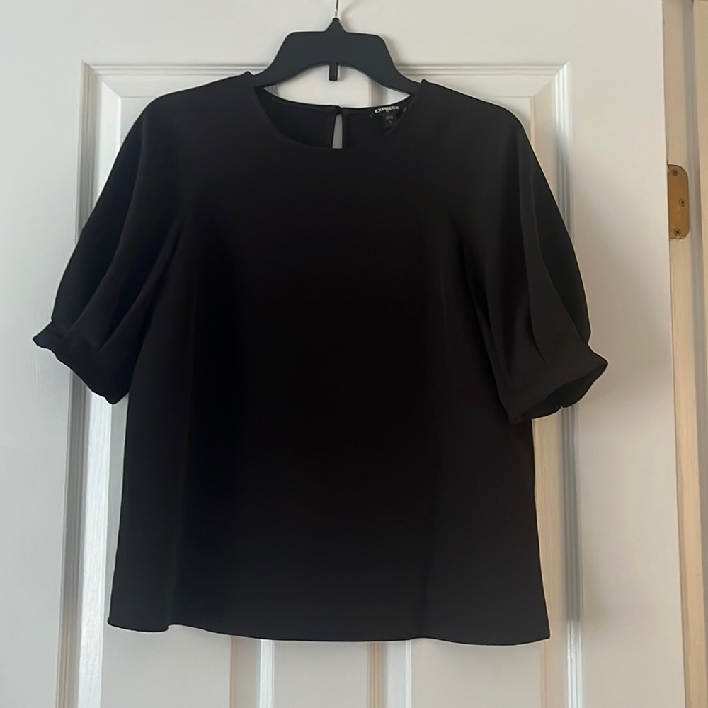 Women’s Express Black Short Sleeve Blouse Top Shirt Size Small